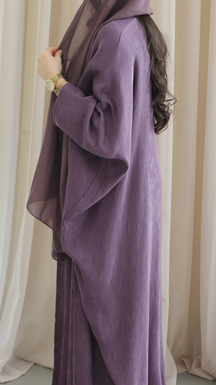 THE PURPLE TEXTURED ABAYA + SHEILA
